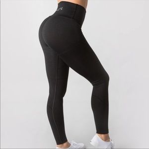 Alphalete OG Revival Legging